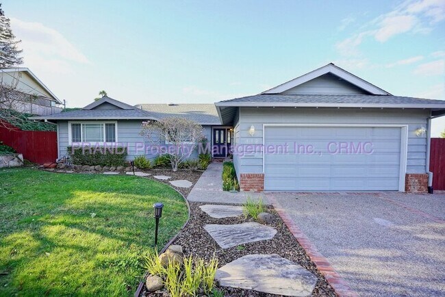 Building Photo - 110 Kaden Dr