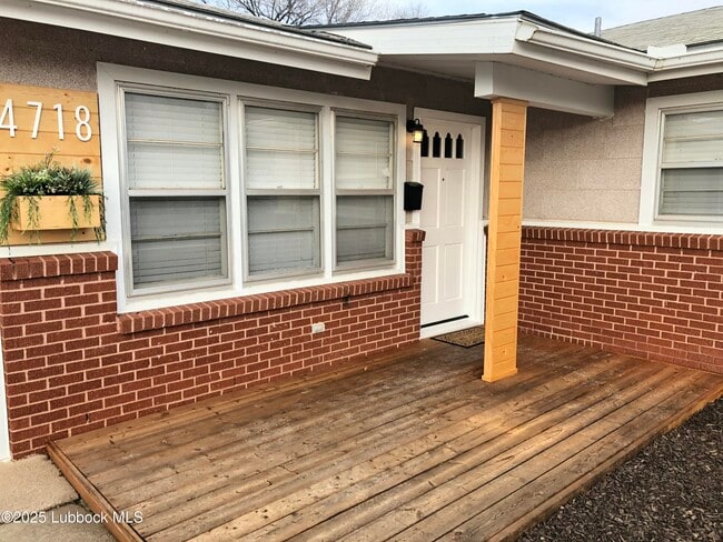 Building Photo - 4718 42nd St