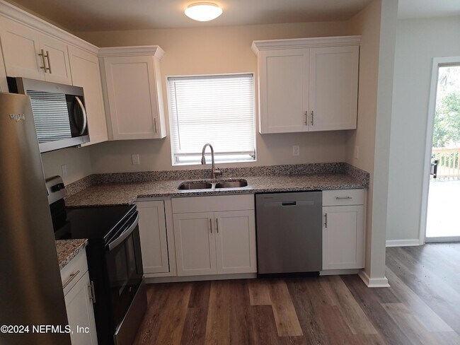 Building Photo - 5869 White Sands Rd