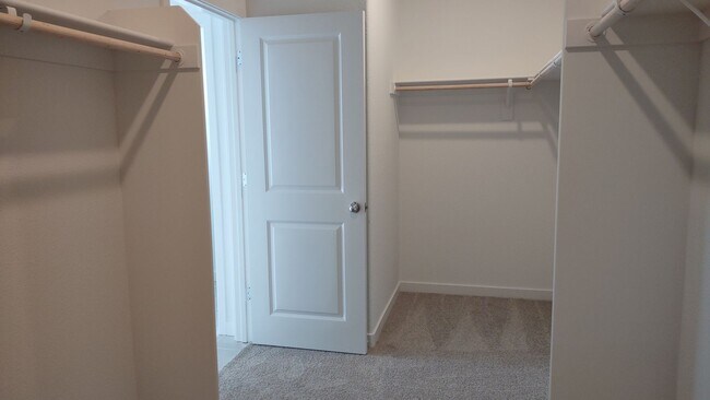Building Photo - 6064 Sunscape Wy