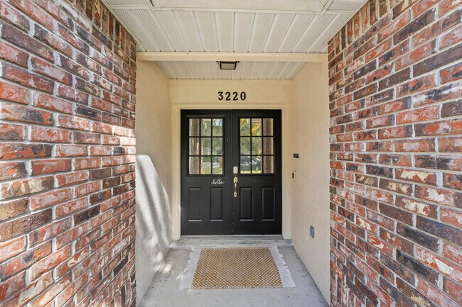 Building Photo - 3220 Tall Timber Dr