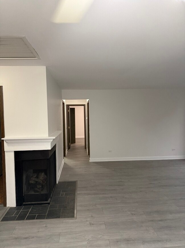 Building Photo - 7040 Remington Ct