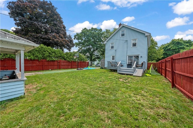 Building Photo - 52 Wedgewood Park