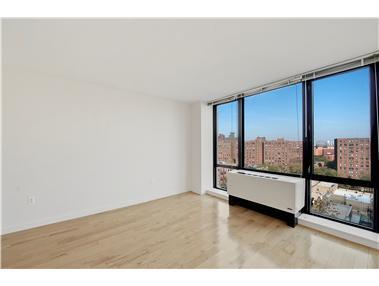 Building Photo - 1595 Lexington Ave