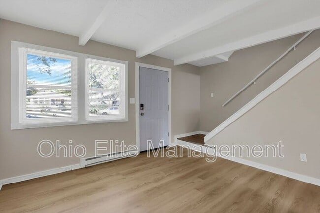 Building Photo - 3086 Grasmere Ave