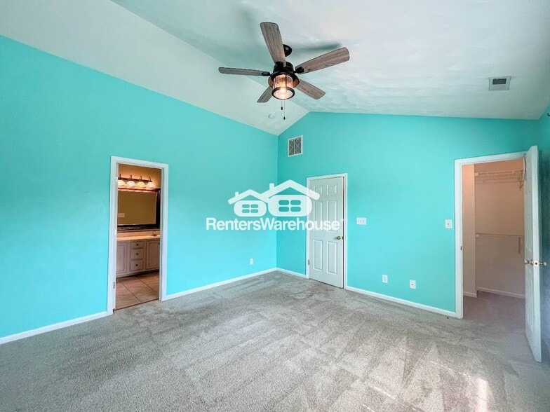 Building Photo - 2116 Kingsley Ln