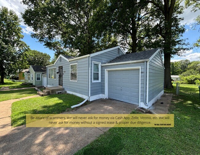 Building Photo - 10135 Cabot Dr