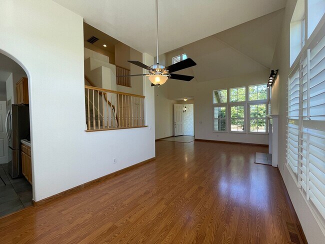 Building Photo - 2,199 Square Foot Beautiful 4-Bedroom Home | 2,199 Sq. Ft. | Prime Rincon Valley Location