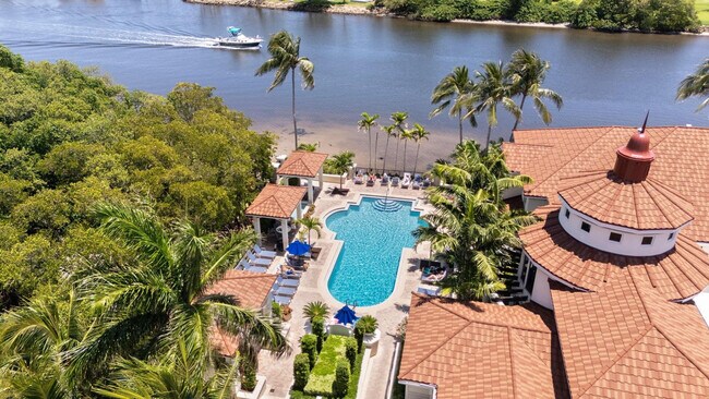 Building Photo - 2417 Tuscany Way