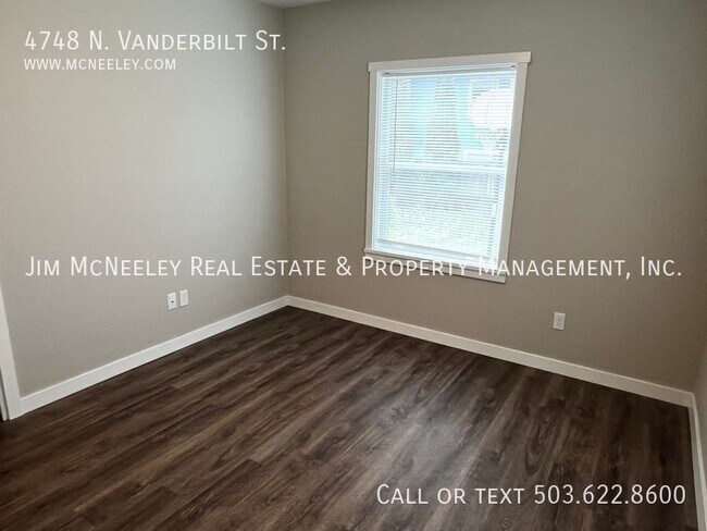 Building Photo - 4748 N Vanderbilt St