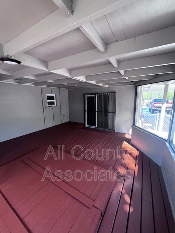 Building Photo - 610 N Walton Ave