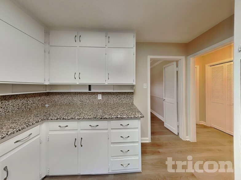 Building Photo - 3513 Meadowlark Ln