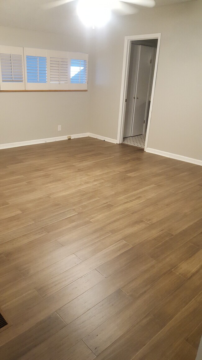 Building Photo - 5210 Village Way