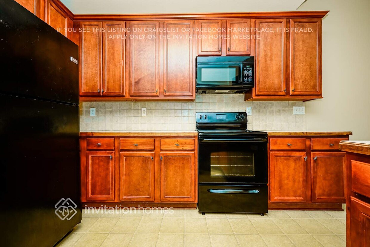 Building Photo - 55 Blue Grass Ct