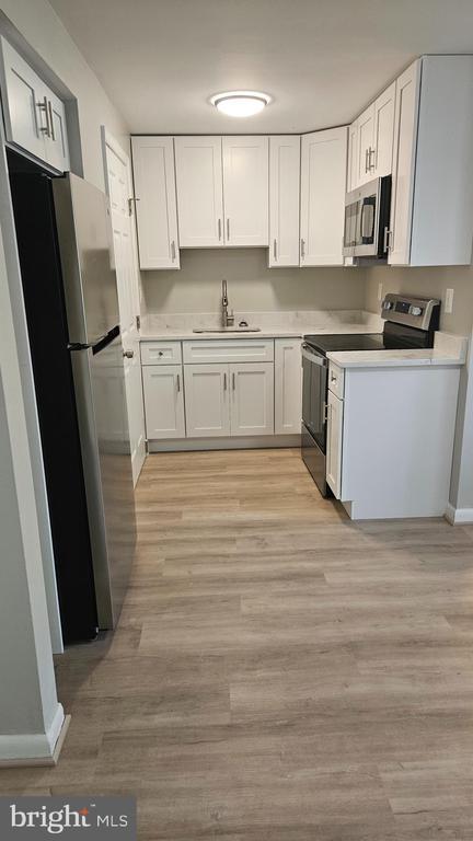 Building Photo - 2015 Dineen Dr