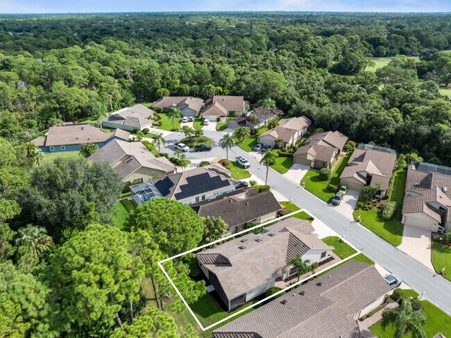 Building Photo - 4248 SW Mallard Creek Trail