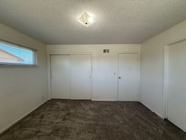 Building Photo - Orcutt Single Story Ranch Style Home Near Waller Park/Highway 135