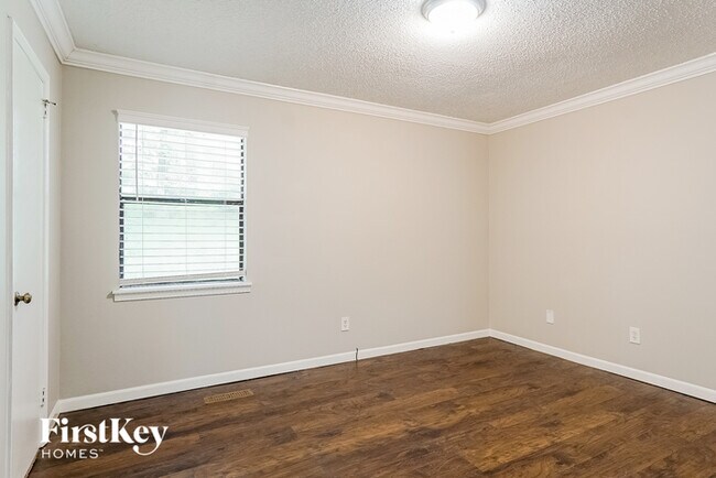 Building Photo - 1312 Whirlaway Cir