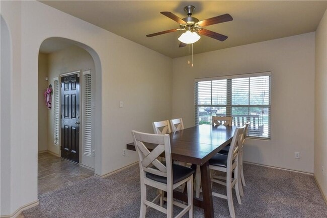 Building Photo - Lovely Home in NORTH FORT WORTH!