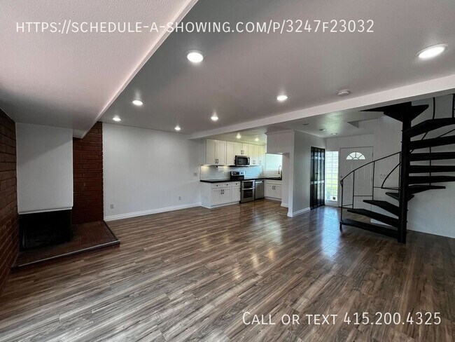 Building Photo - 1404 N Tustin Ave