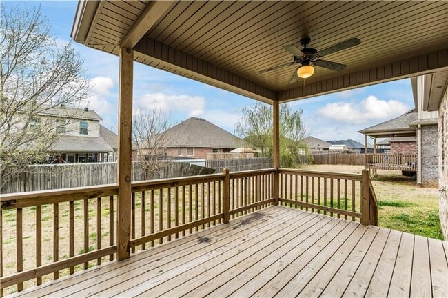 Building Photo - 582 Quartz Wy