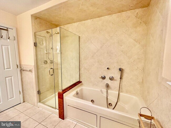 Building Photo - 328 Dodds Ln