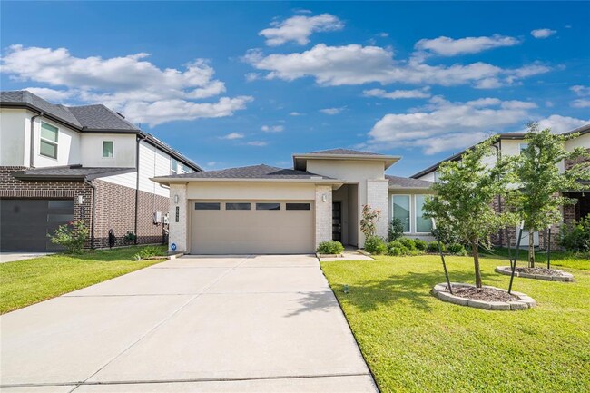 Primary Photo - 28447 Halle Ray Dr