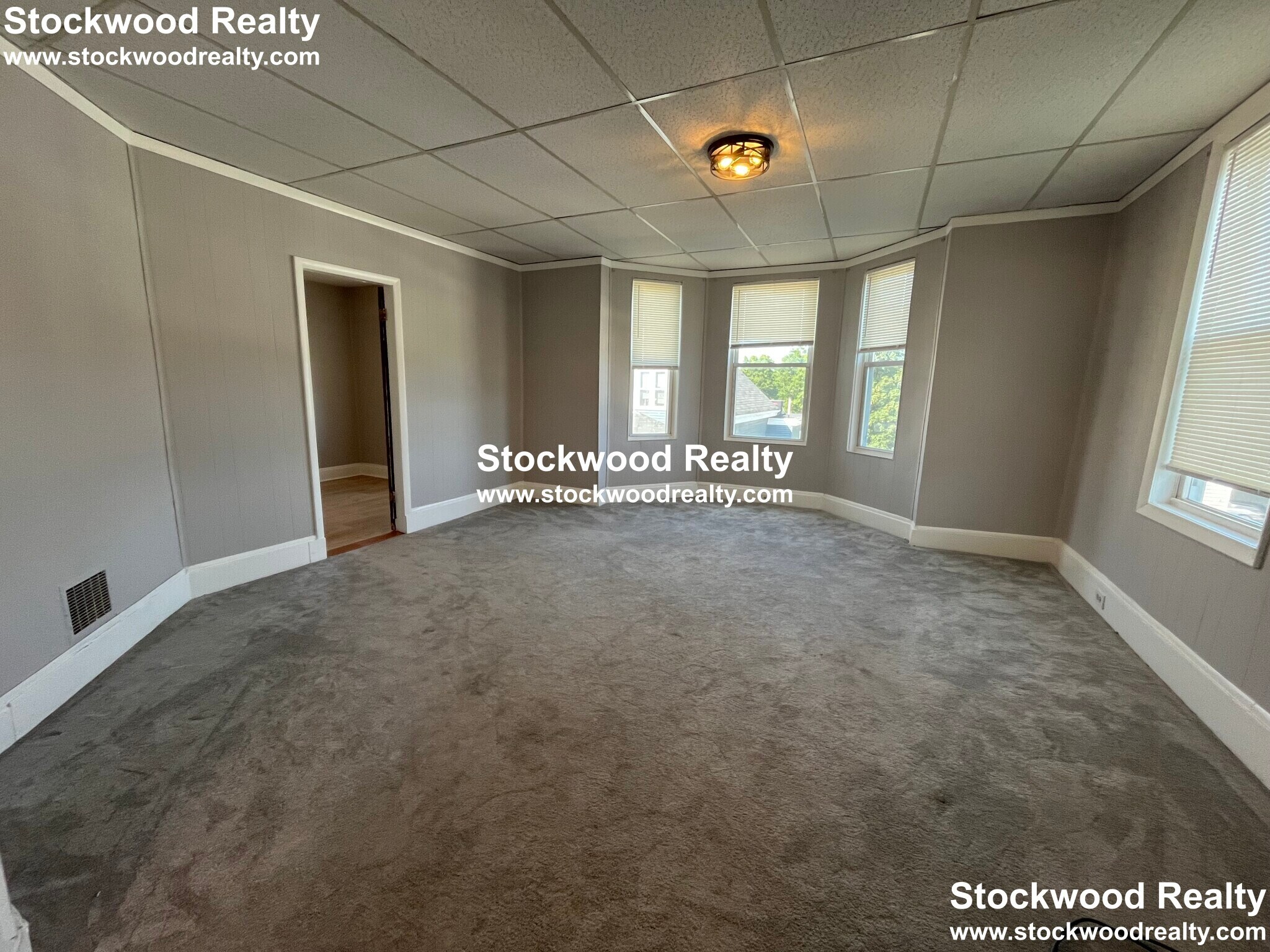 Building Photo - 14 Washburn St