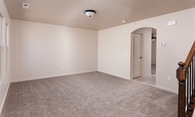 Building Photo - 3 Bedroom Townhome in The Cottages at Foss...