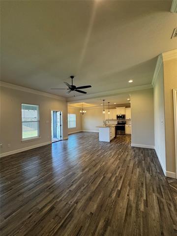 Building Photo - 331 Sophia Ln