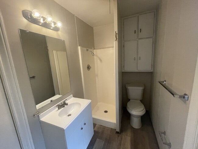 Building Photo - Pre-Leasing for Summer/Fall 2026 - Spacious Home Close to TTU!