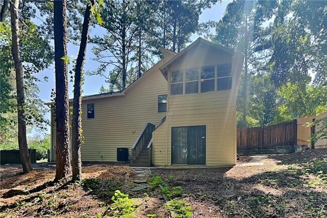 Building Photo - 4523 Hickory Grove Dr NW