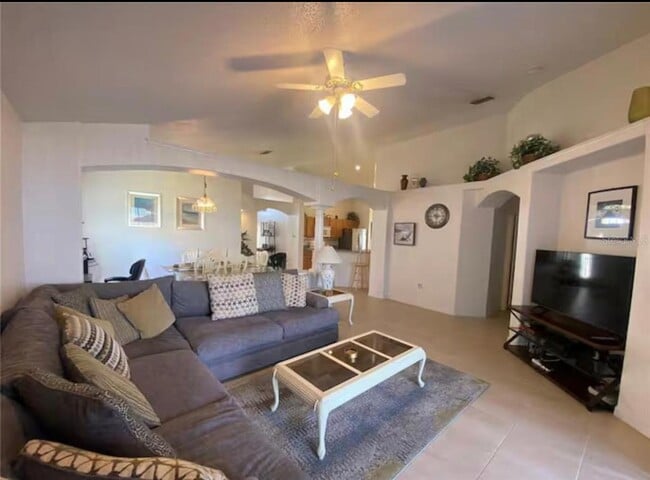 Building Photo - 622 Eagle Pointe S