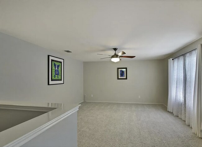 Building Photo - VIEW NOW/COMING SOON - Spacious 5-Bedroom Home in Allen with Office, 2 Living Areas & First-Floor...