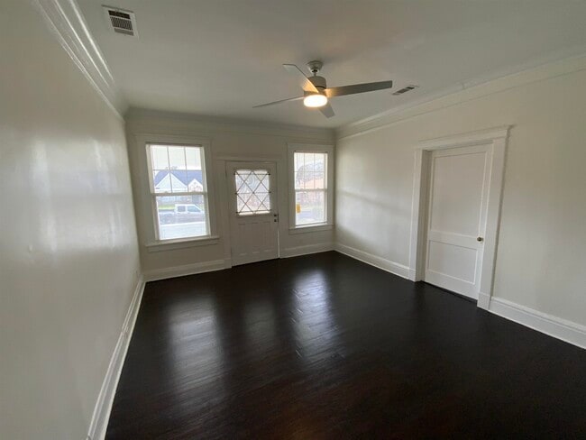 Building Photo - 1708 Glenview Ave