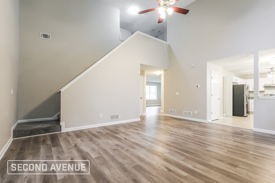 Building Photo - 174 Deerfield Dr
