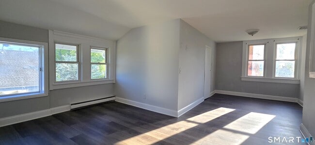 Building Photo - 48 Elmwood Ave