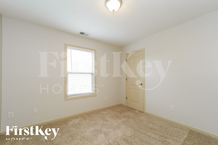 Building Photo - 255 Bethany Manor Ct