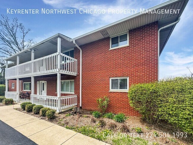 Building Photo - 1902-1904 N Seminary Ave-1904-204