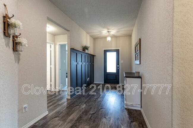 Building Photo - 6026 Ballast Trail