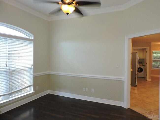 Building Photo - 5016 Challenger Way