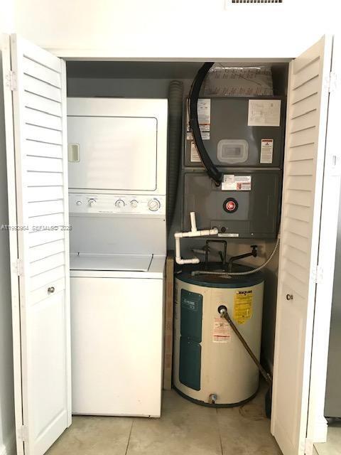 Building Photo - 3356 Bird Ave