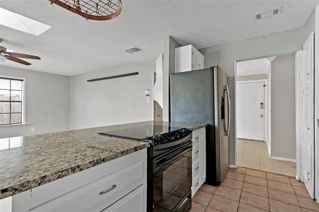 Building Photo - 6104 Kelly Elliott Rd