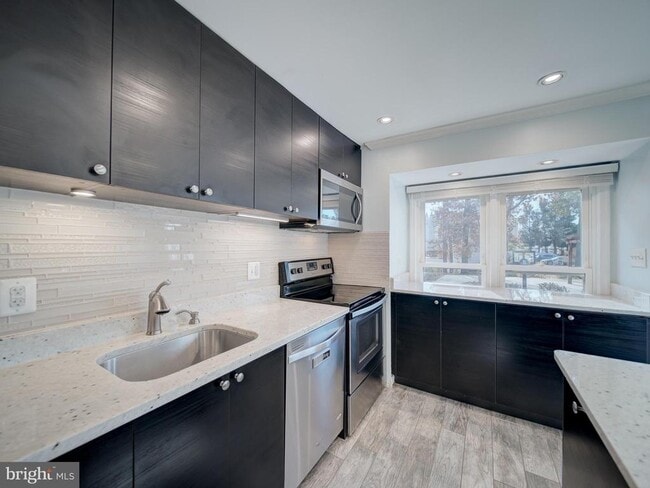 Primary Photo - 6191 Little Valley Way