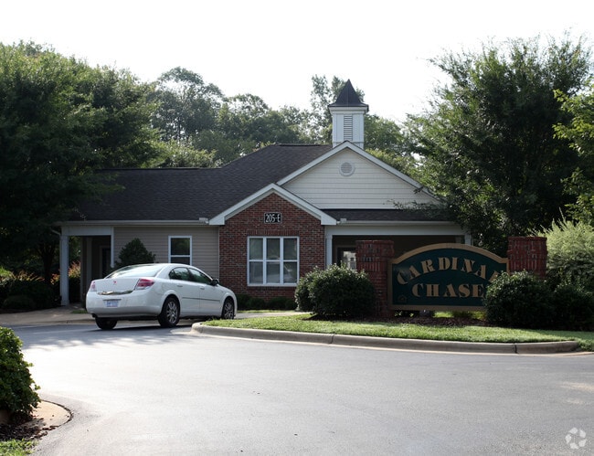 Building Photo - Cardinal Chase