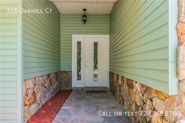 Building Photo - 318 Oakhill Ct