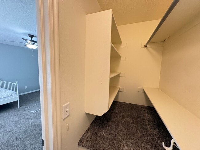 Building Photo - Furnished Housing