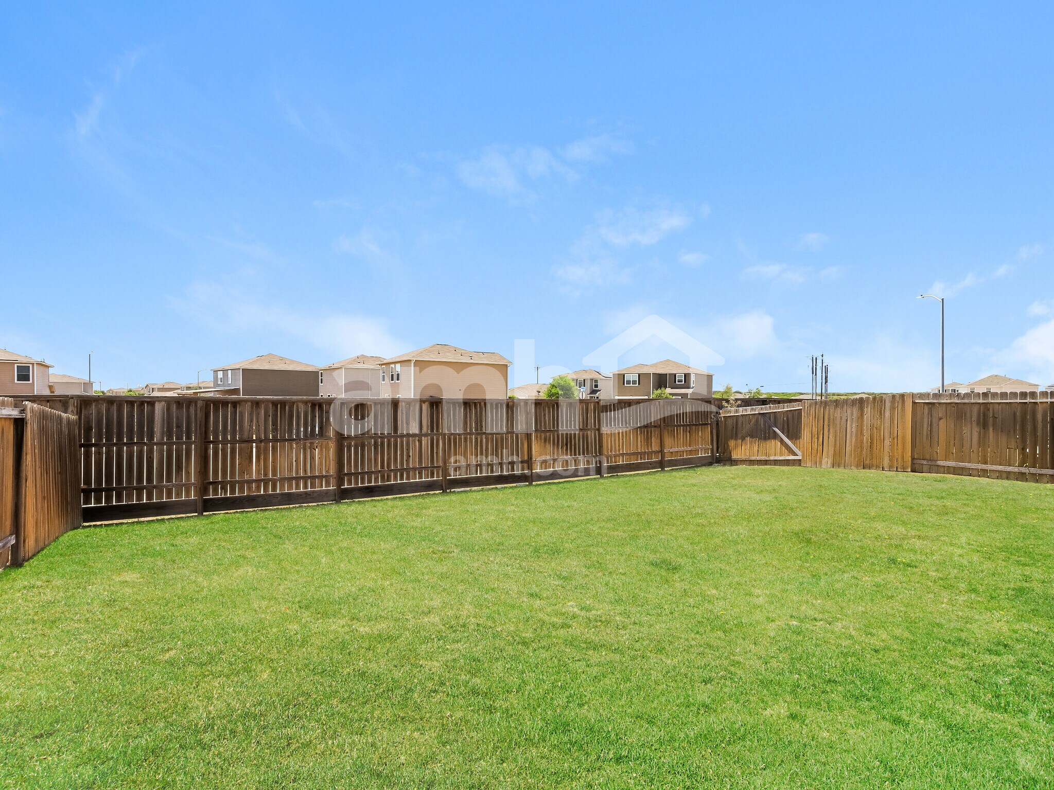 Building Photo - 12207 Siragusa