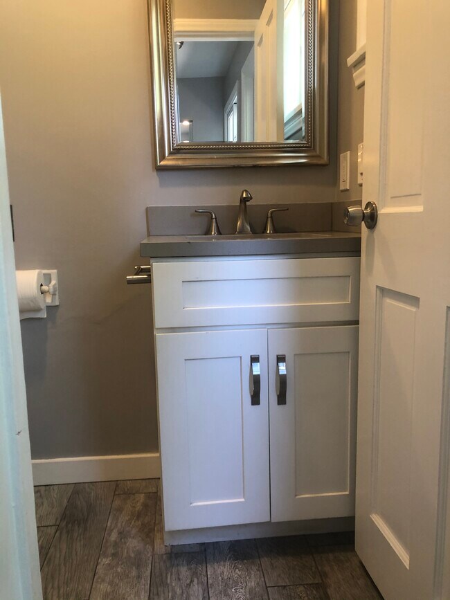 2nd bathroom - 16655 Marquez Ter