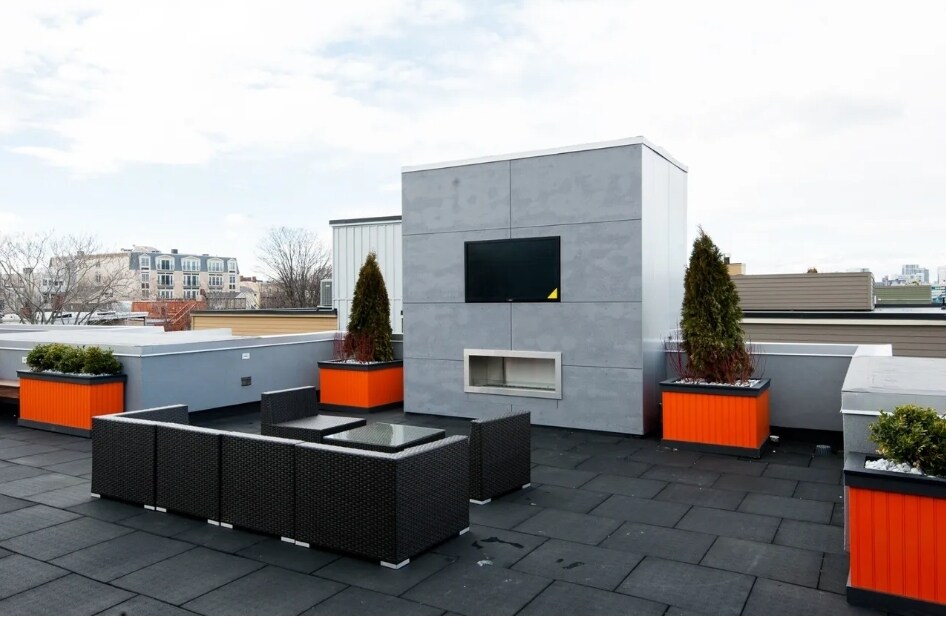 Building Photo - 11 Dorchester St